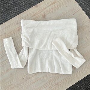 Abercrombie and Fitch Merino Wool Blend Off Shoulder Sweater